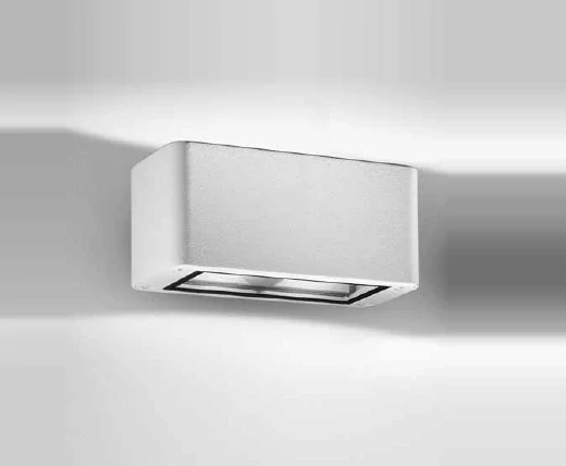 BP15908B nastenne svietidlo 4x3W/LED/3000K/600lm, IP54, v65/150mm, hlinik/biela