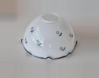 Tienidlo Kolarz NONNA MINI - 731.G1001, d 15 cm, opálové sklo/modrý volánik+modrý kvietok, ručná maľba na skle